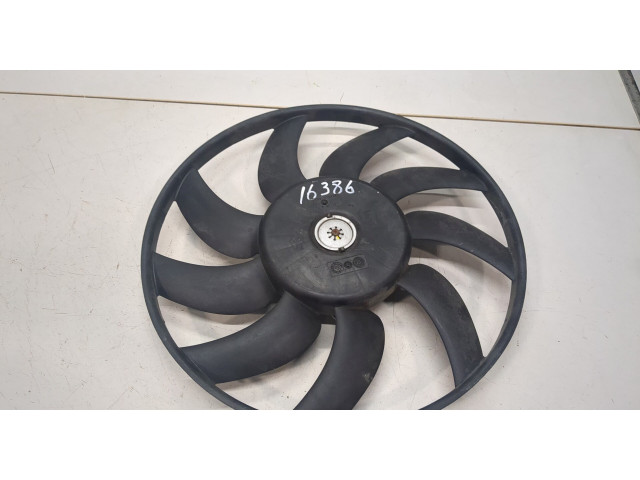 Вентилятор радиатора Audi A6 (C7) 2014-2018 2.0 бензин