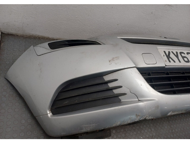 Бампер  Peugeot 5008 2009-2016 передний    