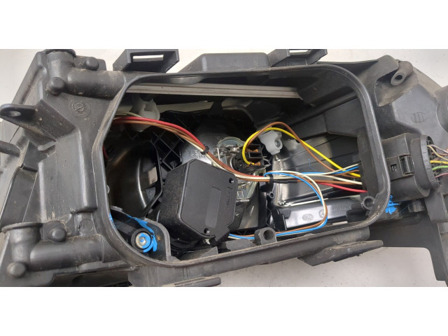 Фара передняя Audi A6 (C6) 2005-2011 правая