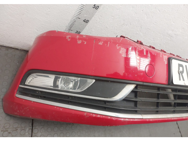 Бампер  Volkswagen Passat 7 2010-2015 Европа передний   
