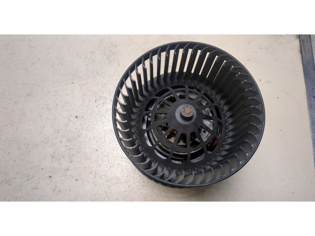 Моторчик печки  Ford Escape 2015-        