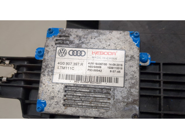 Фара передняя Audi Q3 2011-2018 левая