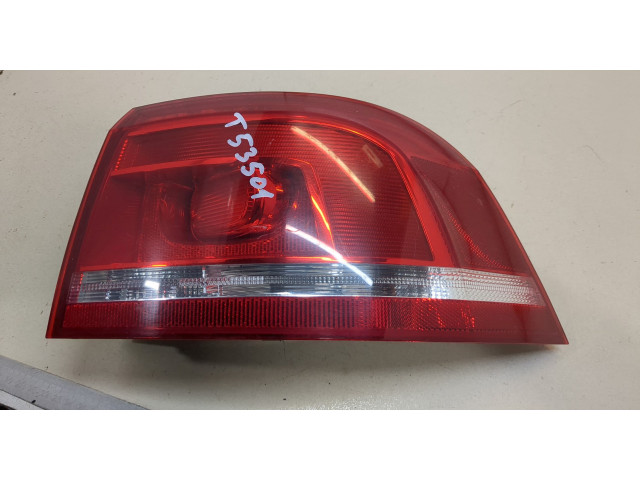 Задний фонарь          