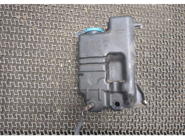 Бачок омывателя  Infiniti QX56 2004-2010 289107S000    5.6