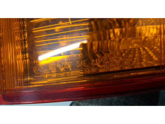 Задний фонарь          