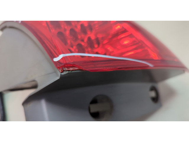 Задний фонарь          