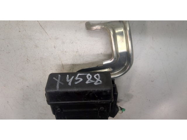 Блок реле Mitsubishi Outlander 2018- 2.4