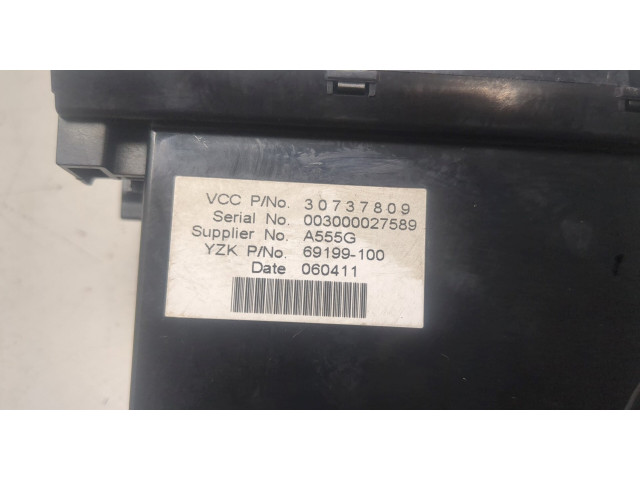 Дисплей бортового компьютера  Volvo S40 2004- 30737809, 69199100        