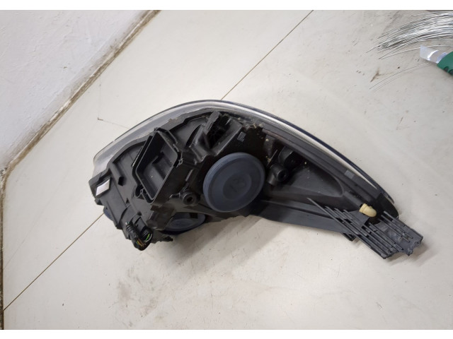 Фара передняя  Ford Focus 3 2014-2019 левая 