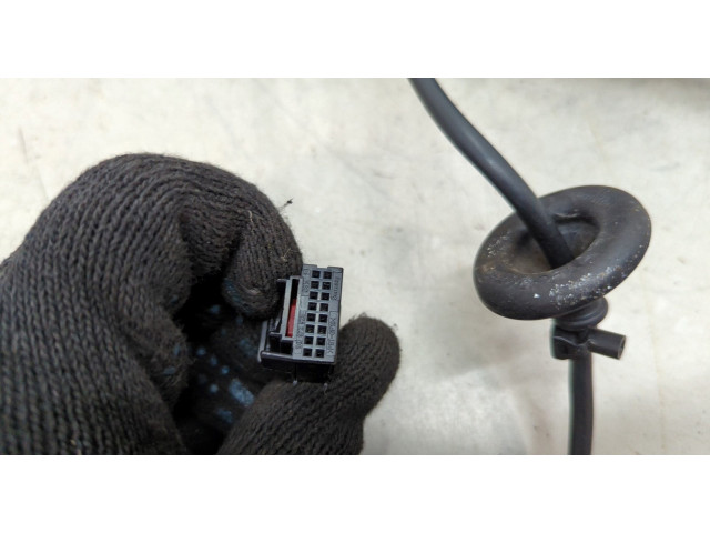 Зеркало боковое Audi Q3 2011-2018 левое 8U2857409F, 4F0857535AE