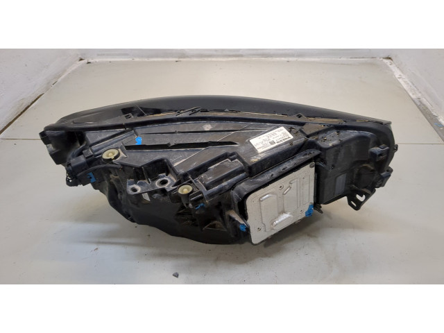 Фара передняя  Volvo XC40 левая 