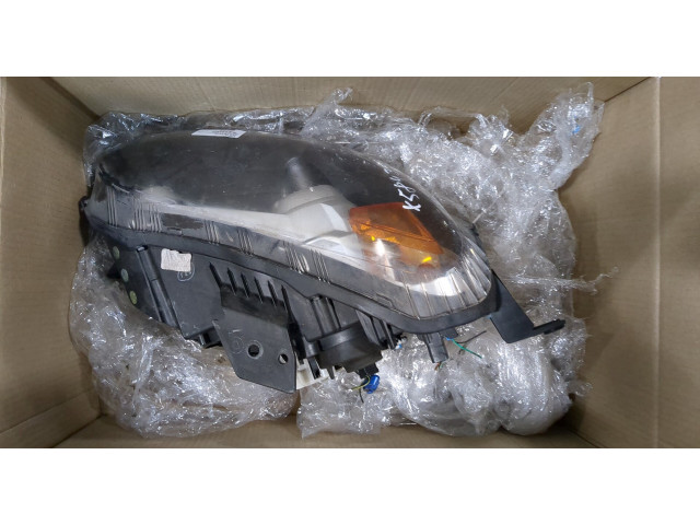 Фара передняя  Mazda MX-5 3 2005-2015 правая 