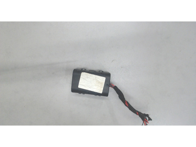 Блок предохранителей  Volkswagen Transporter 5 2003-2009           1.9