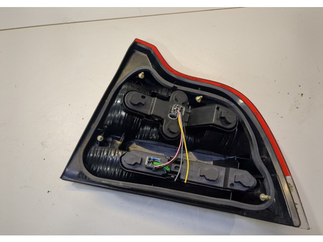 Задний фонарь Volvo S60 2000-2009