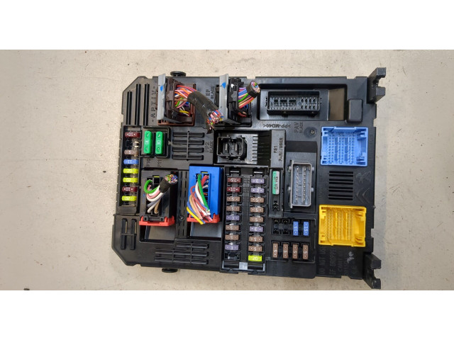 Блок BSI Peugeot 2008 2019-2023 9832881080