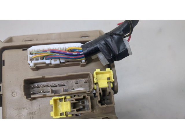 Блок предохранителей  Subaru Tribeca (B9) 2004-2007      82201XA00A   