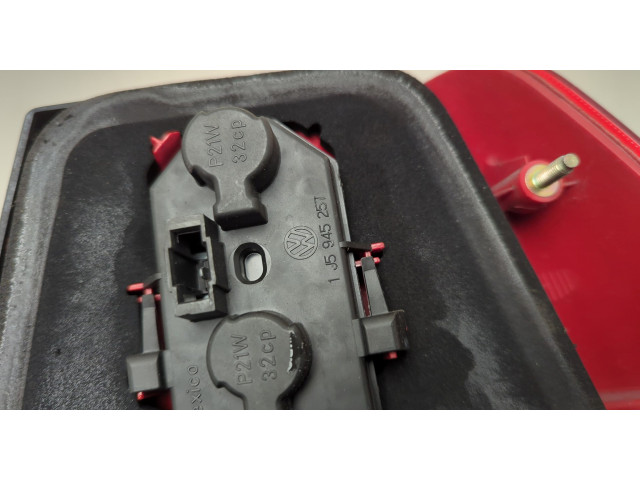 Задний фонарь     1J5945095AA     