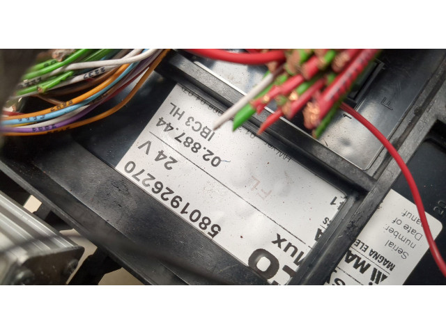 Блок предохранителей Iveco EuroCargo 3 2015-2025 5801926270