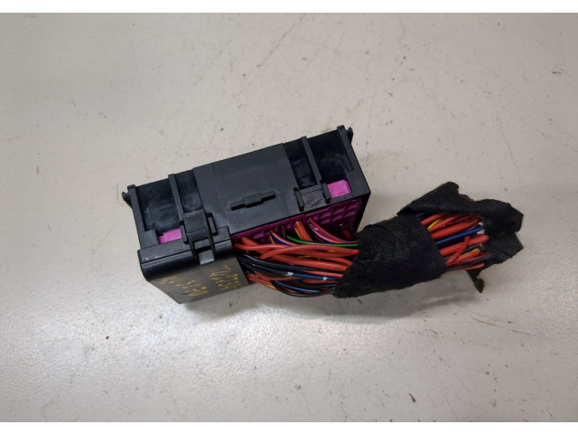 Блок предохранителей Skoda Yeti 2009-2014