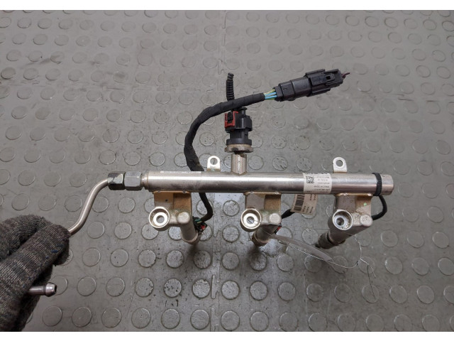 Форсунка топливная Volvo XC40 32208203, 31405315