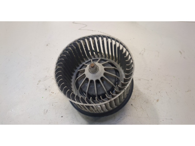 Моторчик печки  Volvo C70 2006-2009         