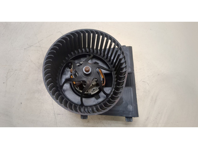 Моторчик печки Volkswagen Golf 4 1997-2005