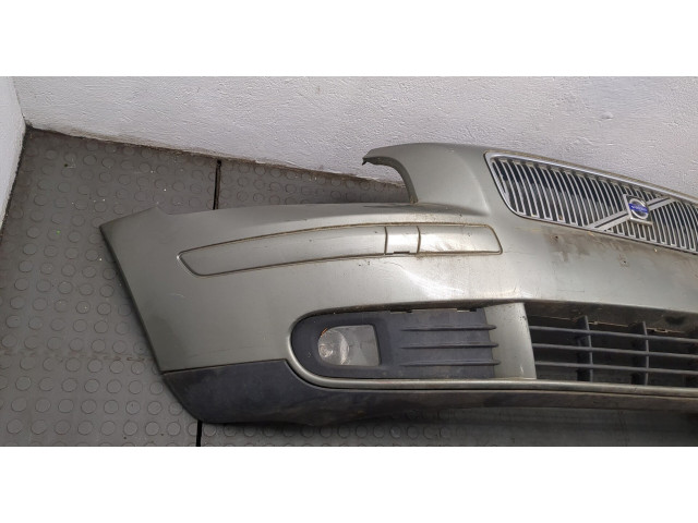 Бампер  Volvo V50 2004-2007 передний   