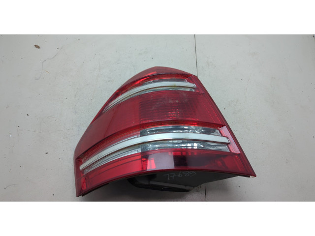 Задний фонарь          