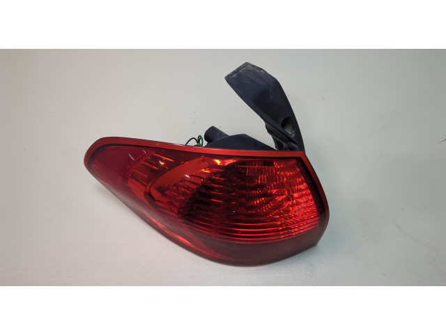 Задний фонарь 84251XA02A