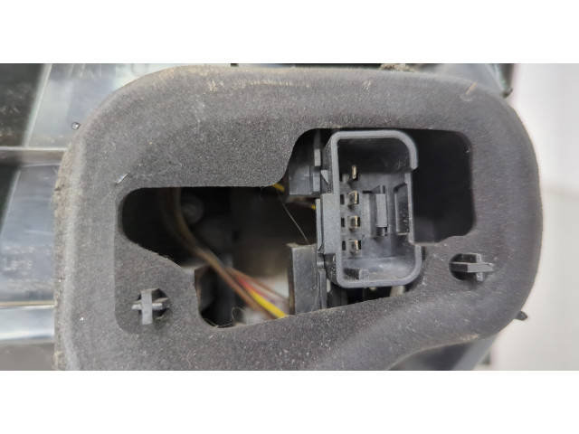 Задний фонарь 5M0945096N