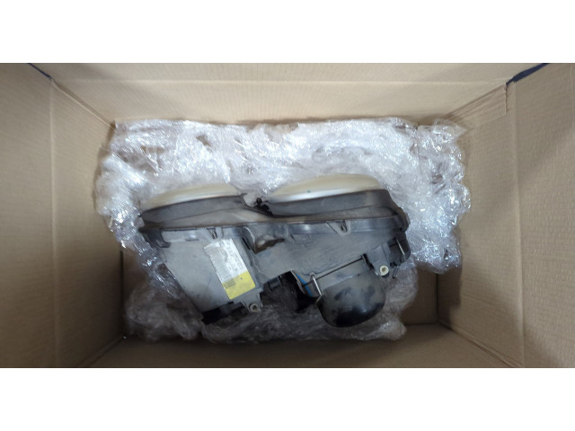 Фара передняя  Jaguar X-Type 2001-2009 правая 