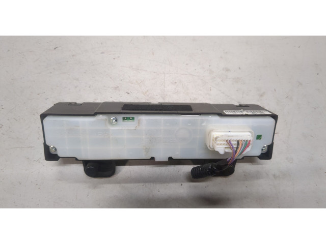 Дисплей бортового компьютера  Toyota Tundra 2007-2013        