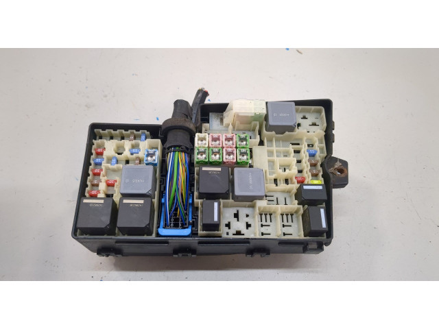 Блок предохранителей  Ford Focus 3 2011-2015         