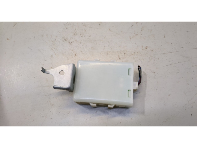 Блок комфорта  Subaru Forester (S12) 2008-2012      88035FG010    