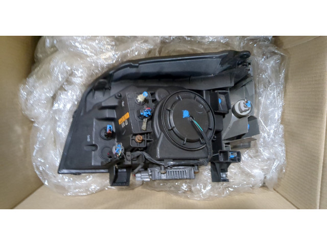 Фара передняя  Nissan X-Trail (T30) 2001-2006 правая 