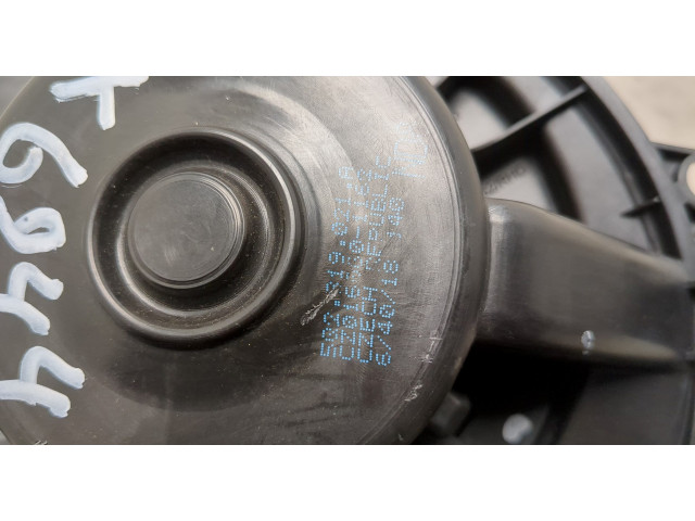 Моторчик печки Skoda Octavia (A7) 2013-2023 5Q2819021A, 5Q0907521C 5Q2819021A, 5Q0907521C