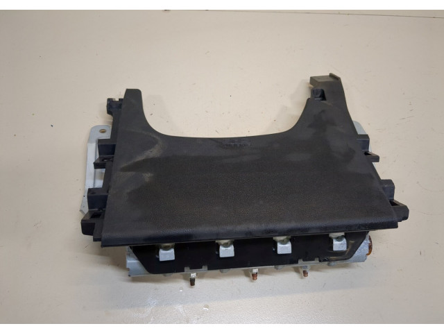 Подушка безопасности коленная Mitsubishi ASX