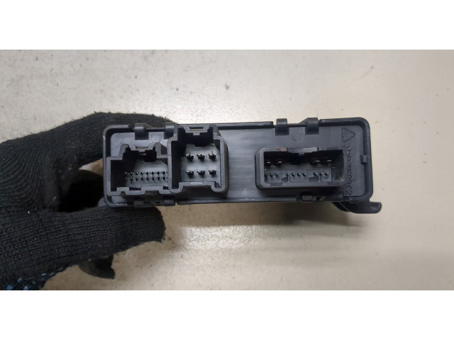 Блок комфорта  Chevrolet Equinox 2017-        