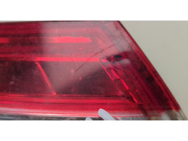 Задний фонарь          