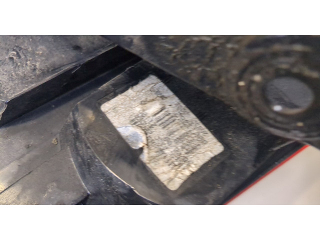 Задний фонарь Nissan Qashqai 2006-2013