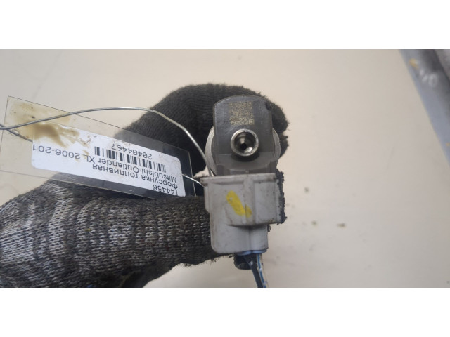 Форсунка топливная Mitsubishi Outlander XL 2006-2012 1465A353