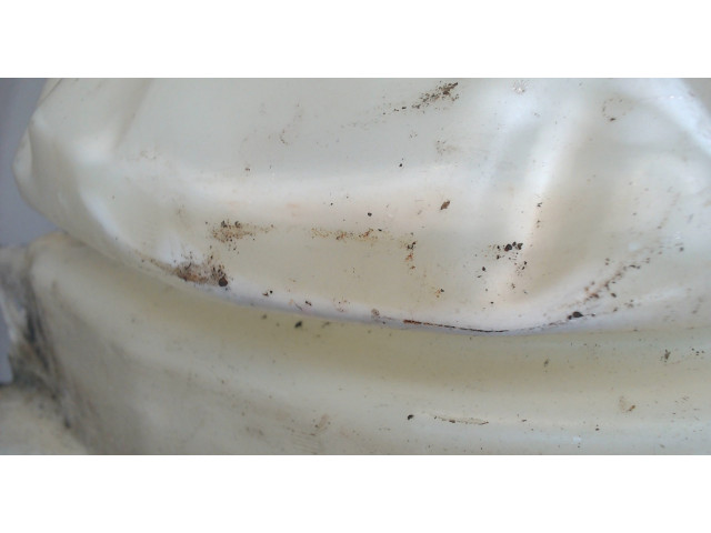 Бачок омывателя Audi A8 (D3) 2007-2010 4E0955453J 4.2