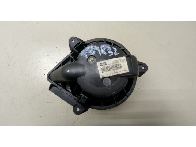 Моторчик печки Peugeot 406 1999-2004