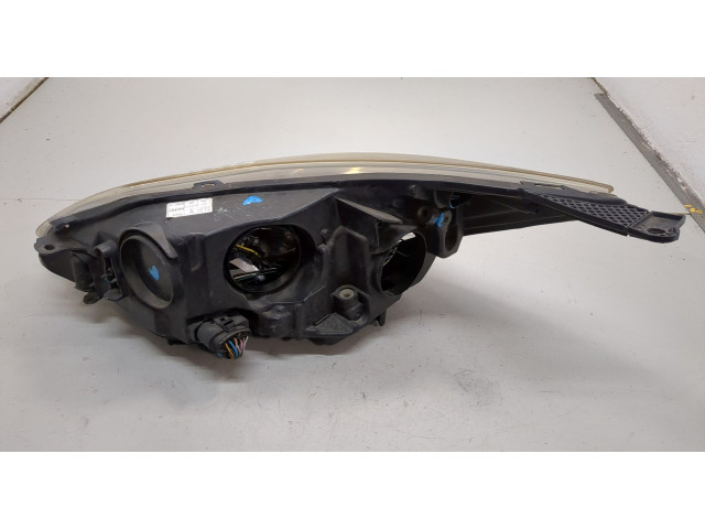 Фара передняя  Ford Focus 3 2011-2015 правая 