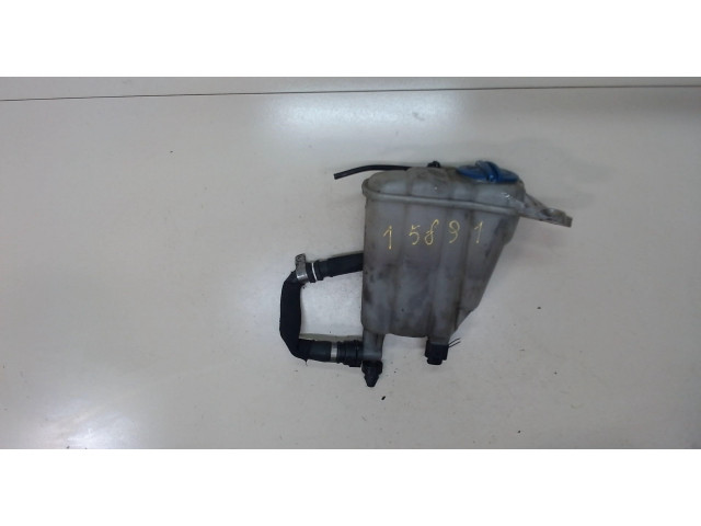 Бачок расширительный  Audi Q5 2008-2017 8K0121405N    3.2