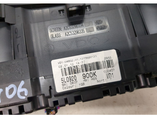 Панель приборов Skoda Yeti 2009-2014