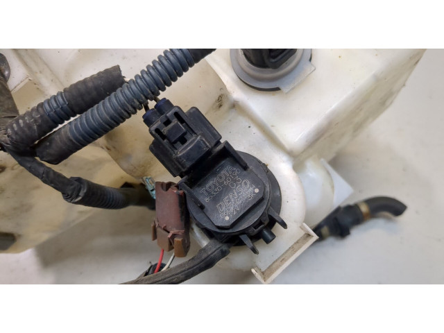 Бачок омывателя  Lexus LS460 2006-2012    