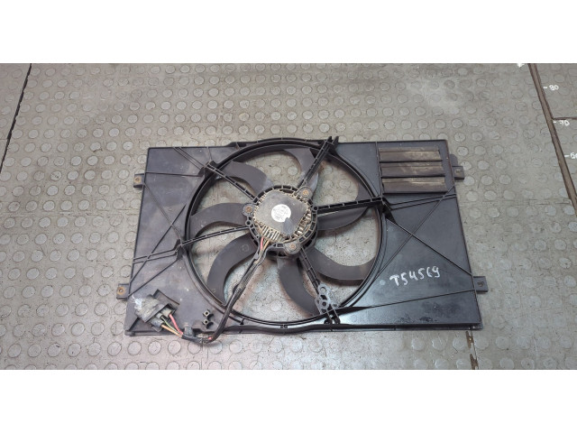 Вентилятор радиатора Volkswagen Caddy 2004-2015