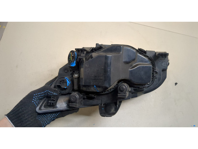 Фара передняя  Ford Focus 2 2005-2008 правая 