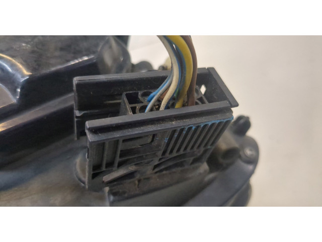 Фара передняя  BMW 7 E65 2001-2008 правая 